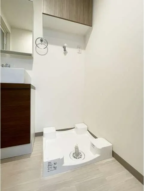 Milia Residence Hiroo - Interior - ["Flooring", "Floor", "Interior design"]