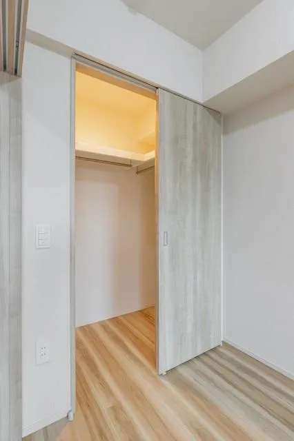 Geoent Ikebukuro - Interior - ["Wood", "Interior design", "Flooring"]