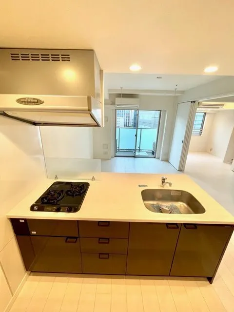 Residia Omori II - Interior - ["Flooring", "Floor", "Kitchen"]