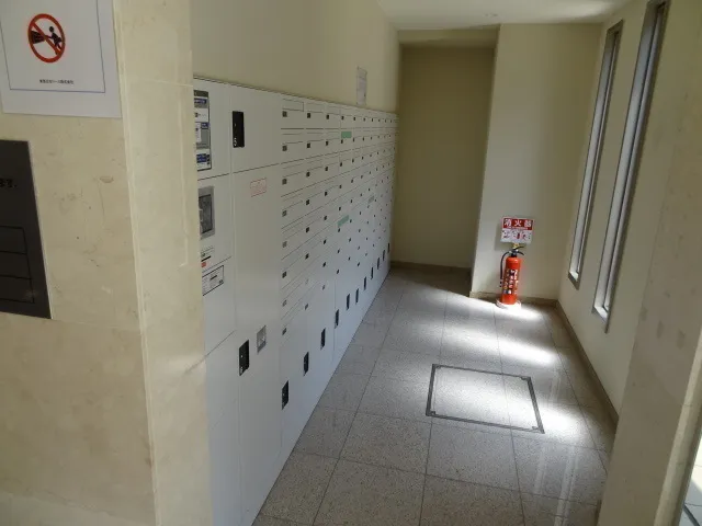 BLESS Nishi Sugamo - Other - ["Flooring", "Floor", "Wood stain"]