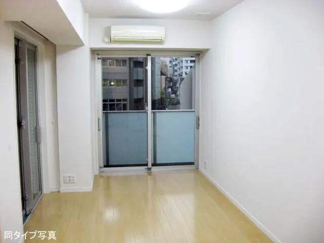 Comforia Shirokane-Takanawa - Interior - ["Flooring", "Floor", "Apartment"]