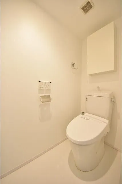 Square Court Waseda - Interior - ["Flooring", "Floor", "Toilet seat"]