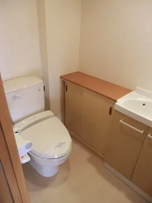 Belaire Meguro - Interior - ["Building", "Toilet", "Toilet seat"]