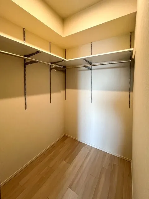 Royal Parks Ariake - Interior - ["Flooring", "Floor", "Ceiling"]