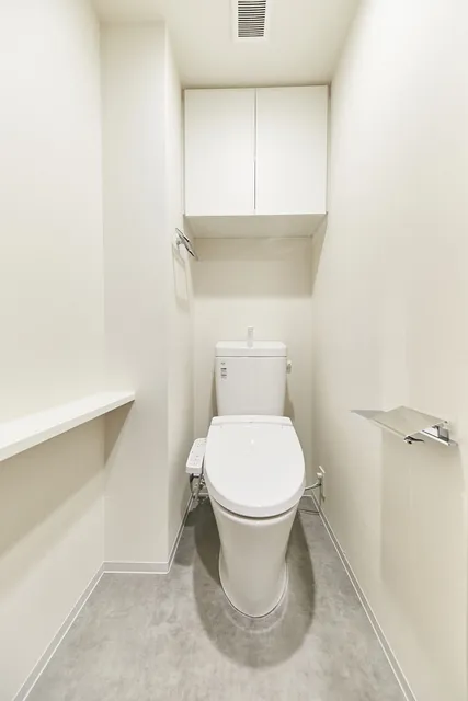 Belfirth Kinshicho South - Interior - ["Toilet", "Toilet seat", "Plumbing fixture"]