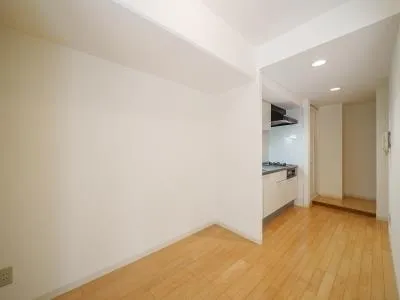 Nakazawa Court - Interior - ["Flooring", "Floor", "Wood flooring"]
