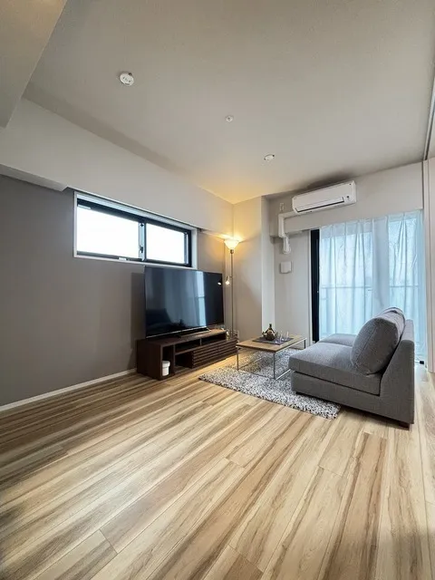 Geoent Ueno Inaricho - Interior - ["Flooring", "Wood flooring", "Interior design"]