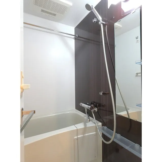 Dreams Hatsudai I - Interior - ["Plumbing fixture", "Shower head", "Wood"]