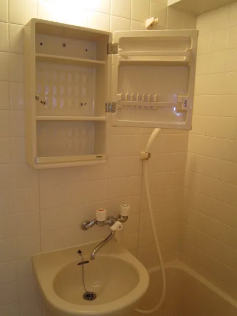 Excel Nogata - Interior - ["Plumbing fixture", "Plumbing", "Bathroom"]