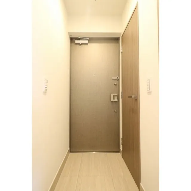 Doue Tsukishima II - Interior - ["Property", "Room", "Door"]