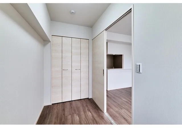 Gran Casa Hikifune II - Interior - ["Flooring", "Wood", "Floor"]