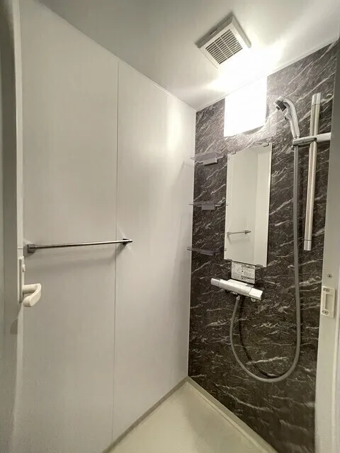 Season Flats Omorinishi - Interior - ["Plumbing fixture", "Flooring", "Floor"]