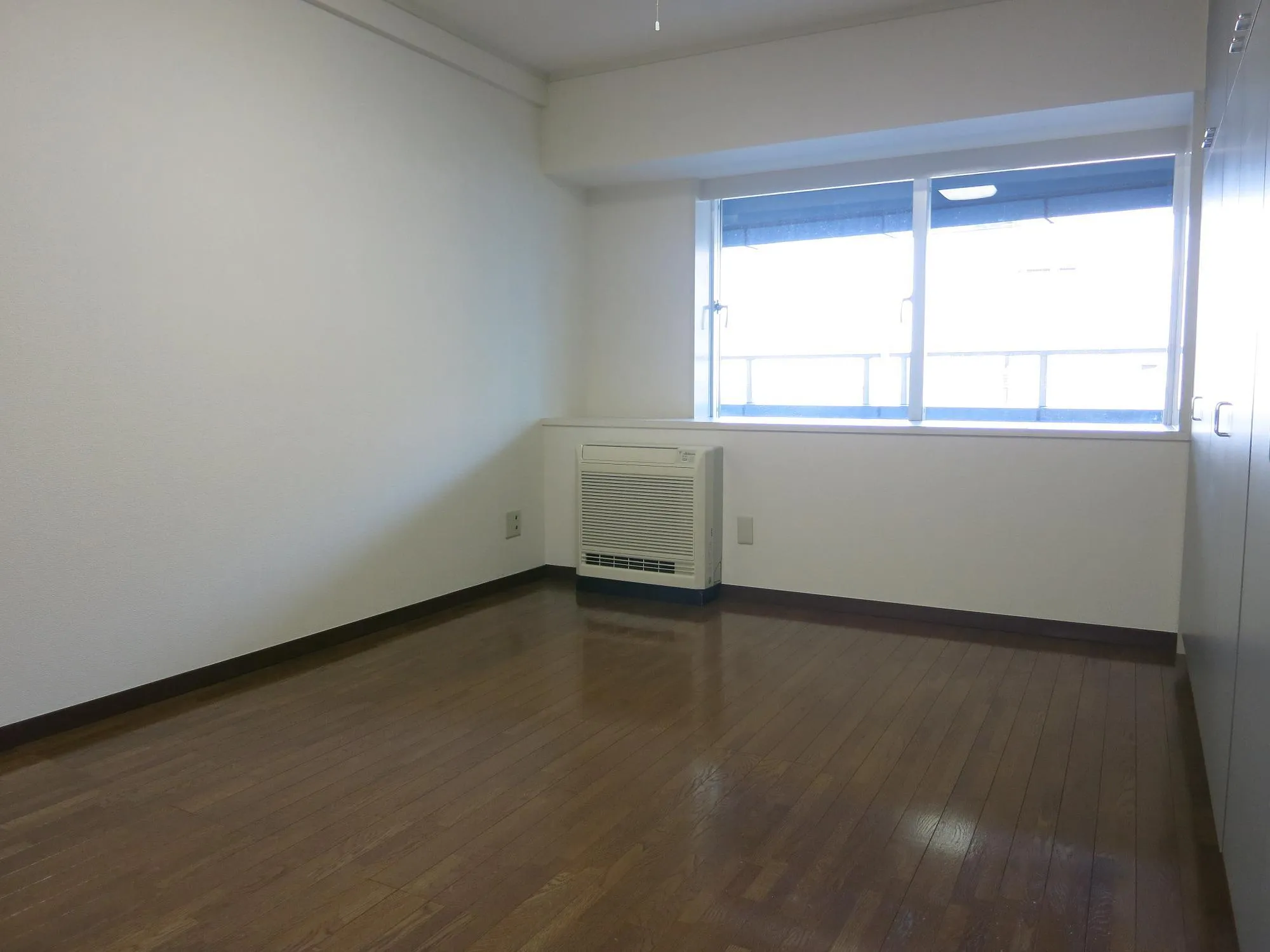 View Terrace Mukooka - Interior - ["Window", "Hall", "Wood"]