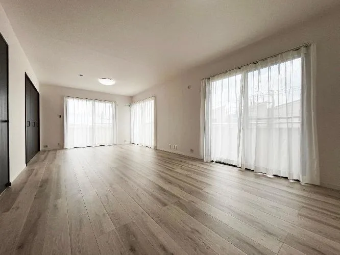 Detached house at 1-18-16 Konan, Konan Ward, Yokohama City