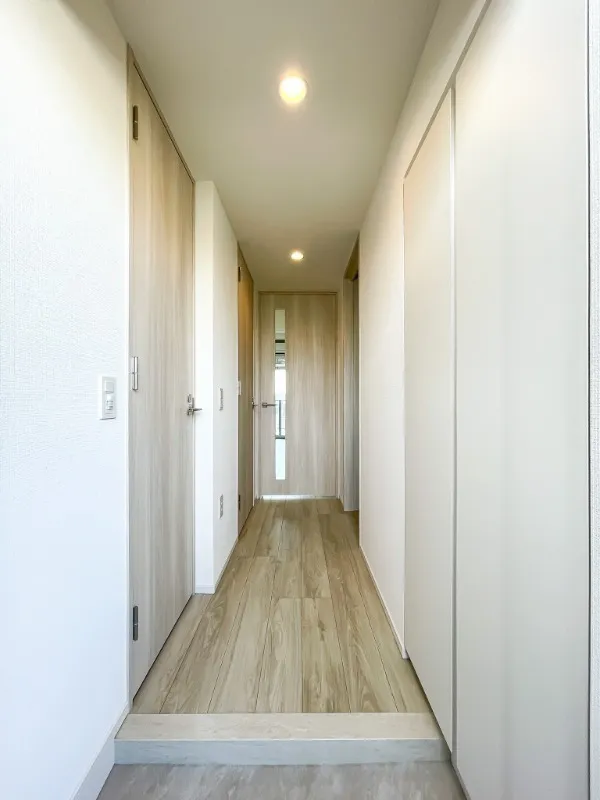 Prince Due Kamiya - Interior - ["Flooring", "Floor", "Wall"]
