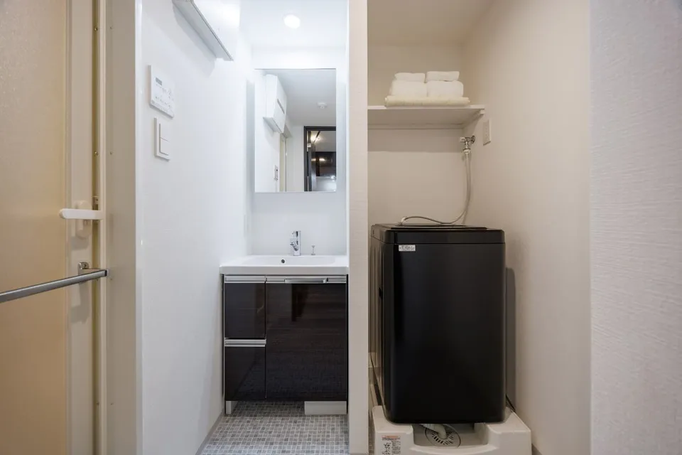 Hmlet Higashi-Shinjuku II - Interior - ["Flooring", "Floor", "Interior design"]