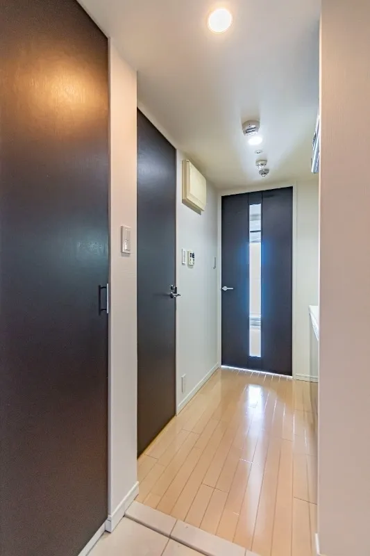 Le-Lion Nishi-Waseda - Interior - ["Flooring", "Wood", "Floor"]