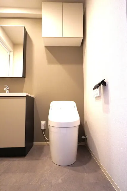J.GRAN Court Shinagawa Nishioi WEST - Interior - ["Toilet seat", "Plumbing fixture", "Toilet"]