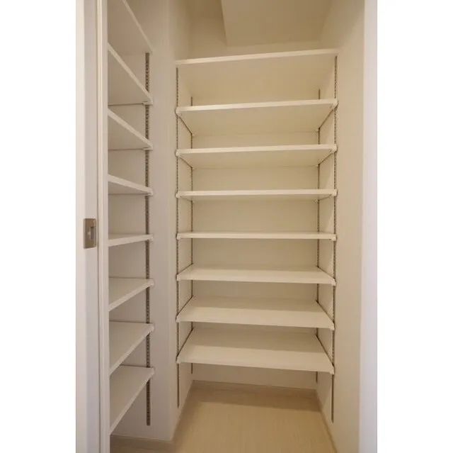 Comforia Morishita South - Interior - ["Shelf", "Furniture", "Shelving"]