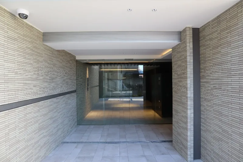 Ipse Yoyogi Uehara Hills - Exterior - ["Fixture", "Building", "Hall"]