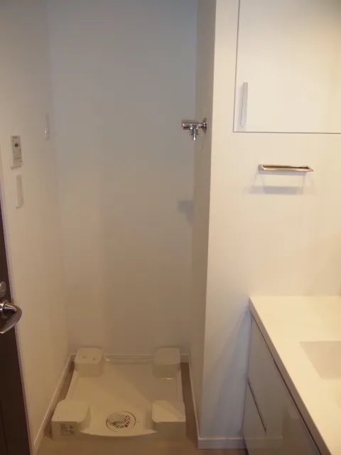 The Wangan Tower Rex Garden - Interior - ["Wall", "Interior design", "Flooring"]