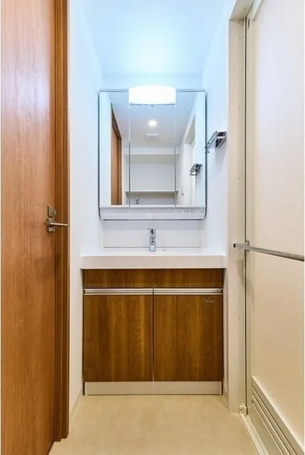 Gran Casa Oku - Interior - ["Flooring", "Wood", "Interior design"]