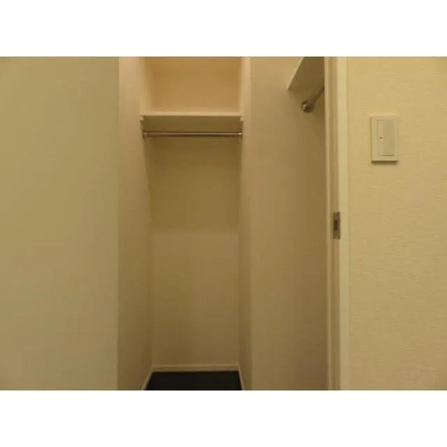 Primal Shinjuku Wakamatsucho - Interior - ["Fixture", "Rectangle", "Wood"]