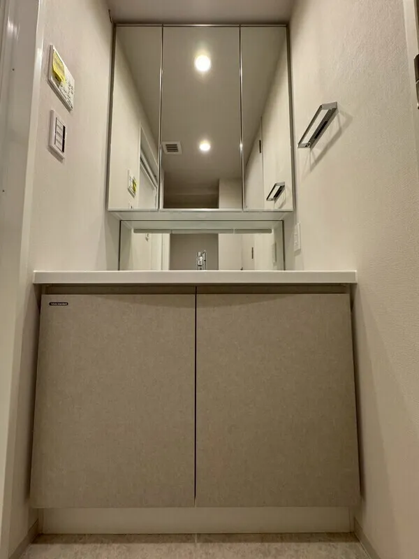 Lumiec Kinshicho - Interior - []