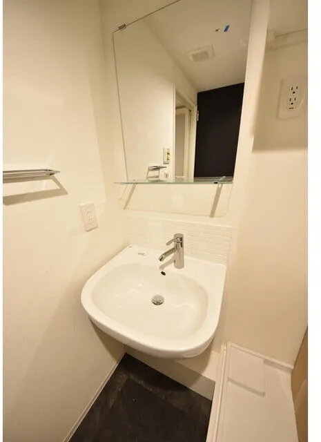 Grand Paseo Nakameguro II - Interior - ["Flooring", "Floor", "Tile Flooring"]