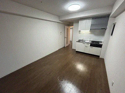 Residia Sakaisuji Honmachi - Interior - ["Flooring", "Floor", "Ceiling"]