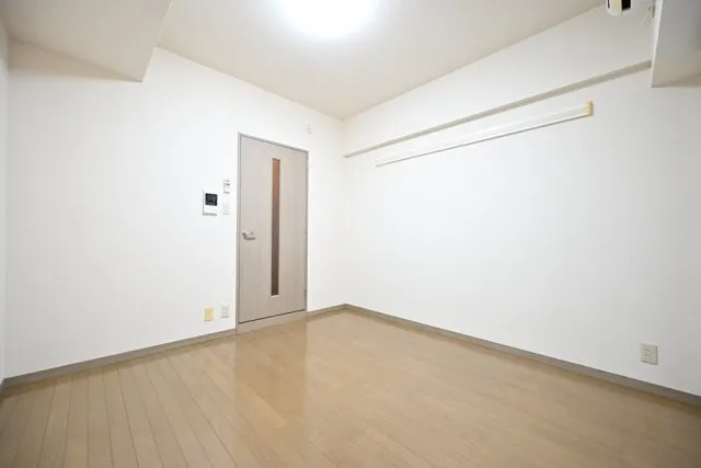 Hishin Palace Stage Nishiikebukuro - Interior - ["Flooring", "Floor", "Ceiling"]