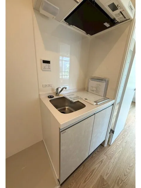 Project Kita-Shinjuku - Interior - ["Floor", "Major appliance", "Plumbing fixture"]