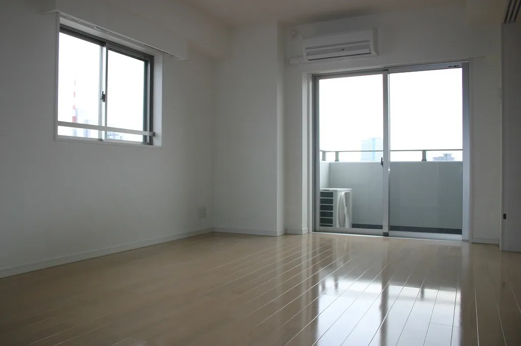 Residia Bunkyo Hongo II - Interior - ["Property", "Window", "Fixture"]