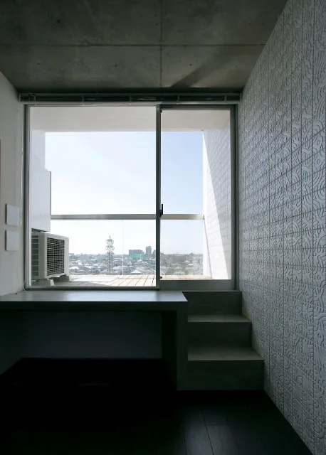 Ipse Gakugei Daigaku - Interior - ["Fixture", "Shade", "Sky"]