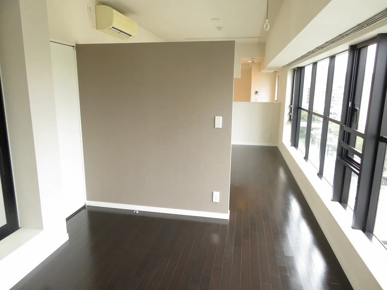 Will Terrace Kachidoki - Interior - ["Flooring", "Floor", "Wall"]