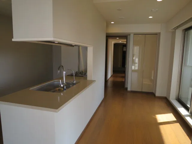 The Jingumae Residence - Interior - ["Tap", "Cabinetry", "Plumbing fixture"]