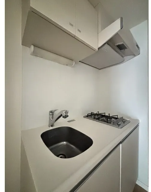 Casa Misakicho - Interior - ["Flooring", "Floor", "Kitchen Sink"]