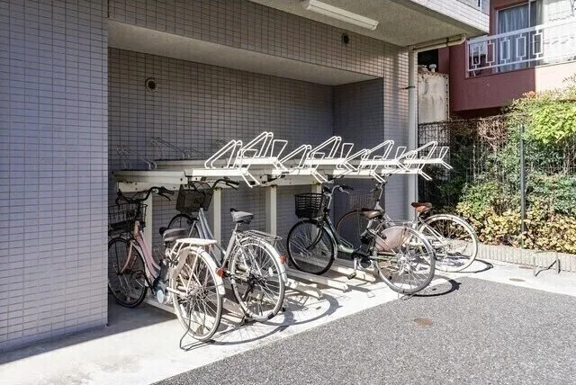 Comforia Kanamecho - Other - ["Bicycle frame", "Bicycle", "Bicycle tire"]