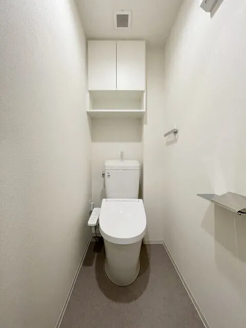 Asyl Court Nerima Nakamurabashi - Interior - ["Toilet seat", "Plumbing fixture", "Toilet"]