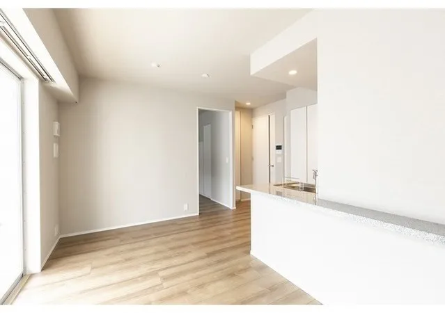 LIBR GRANT Nishi Shinjuku WEST - Interior - ["Apartment", "Floor", "Flooring"]