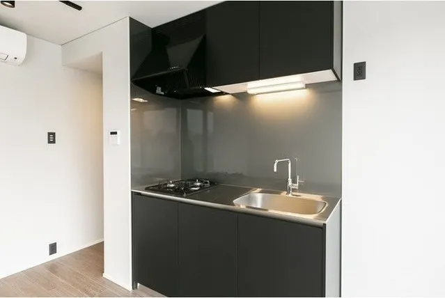 LEGALAND Yotsuya 3-Chome - Interior - ["Tap", "Cabinetry", "Sink"]
