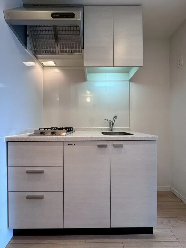 La Santé Hiroo - Interior - ["Kitchen", "Kitchen Appliance", "Major appliance"]