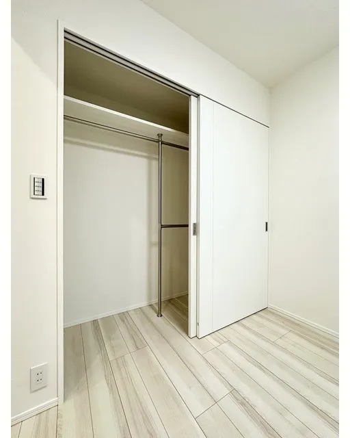 Asyl Court Nerima Nakamurabashi - Interior - ["Flooring", "Wood", "Floor"]