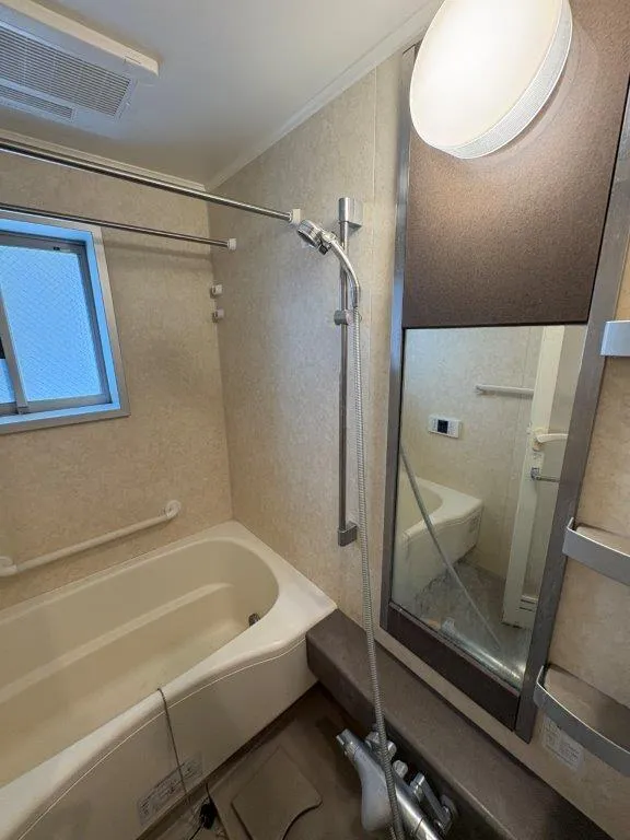 Central Crib Roppongi II - Interior - ["Bathroom", "Plumbing fixture", "Flooring"]