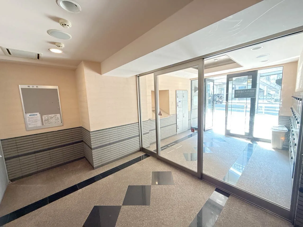 Mynavi STAY Miraie Kanda Iwamotocho 2-Chome - Exterior - []