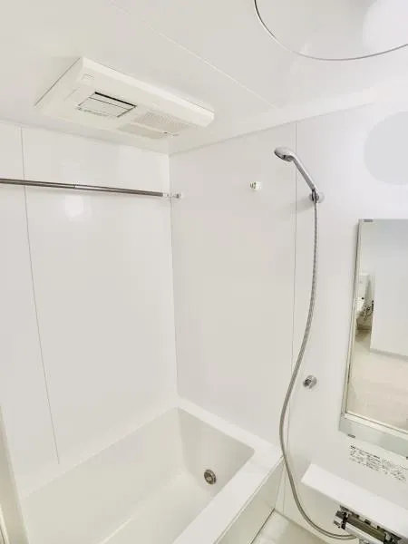 My Plaisir Hiroo - Interior - ["Plumbing fixture", "Mirror", "Shower"]