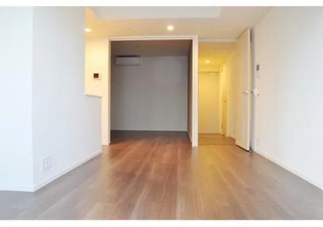 Park Axis Toyosu Canal - Interior - ["Flooring", "Floor", "Wood flooring"]