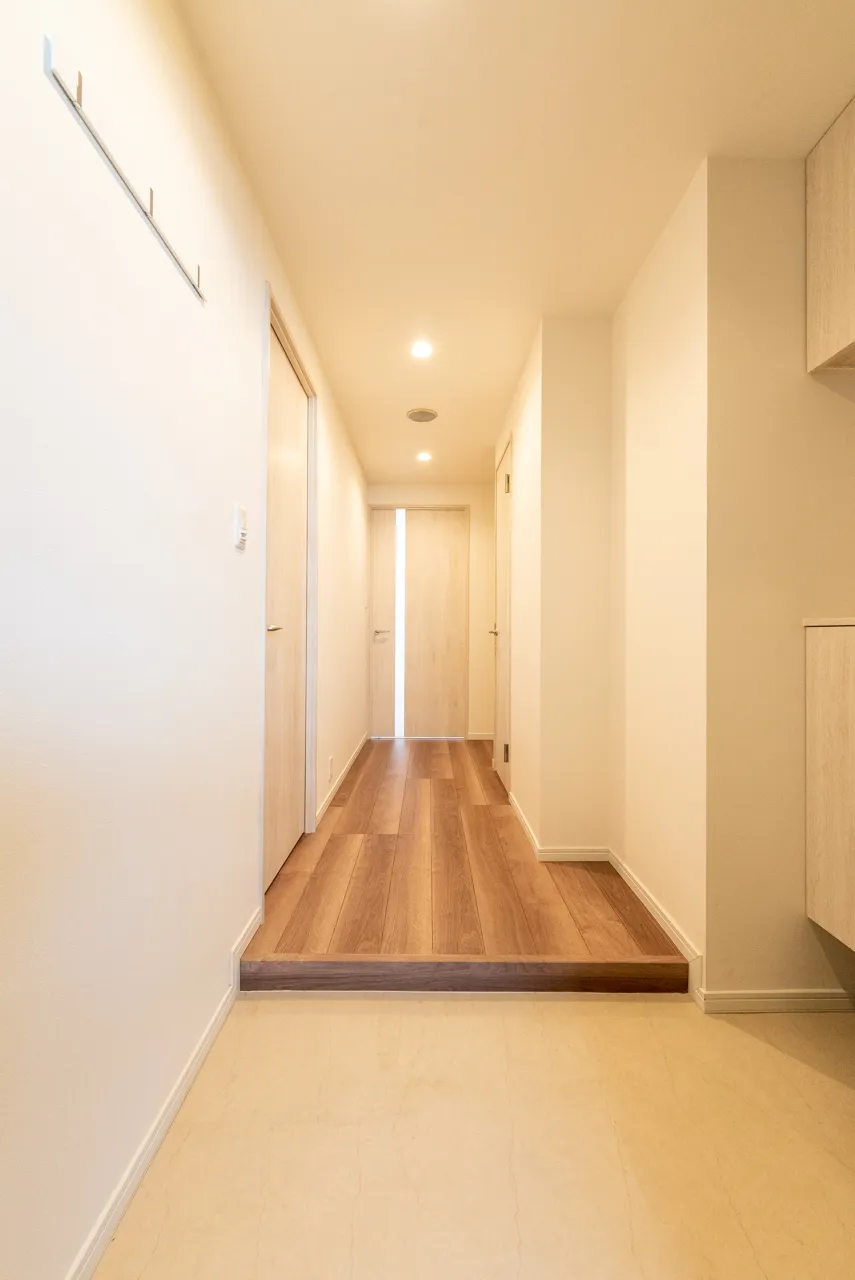 Platine Tamachi - Interior - ["Flooring", "Floor", "Wood flooring"]