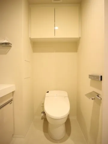 Proud Flat Monzennakacho V - Interior - ["Toilet seat", "Toilet", "Bathroom"]