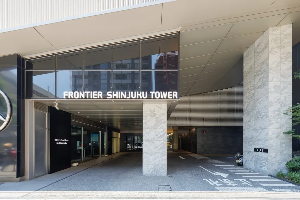 Hmlet Shinjuku Tower - Exterior - []